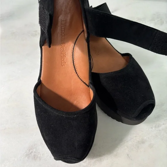 L’Amour des Pieds suede platforms - Picture 3 of 9